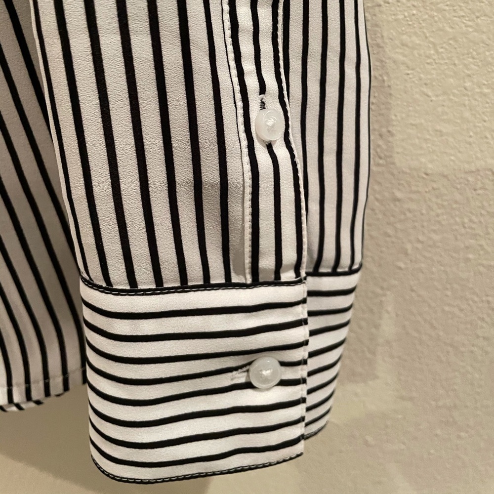 Express Stripped Top - Picture 5 of 7